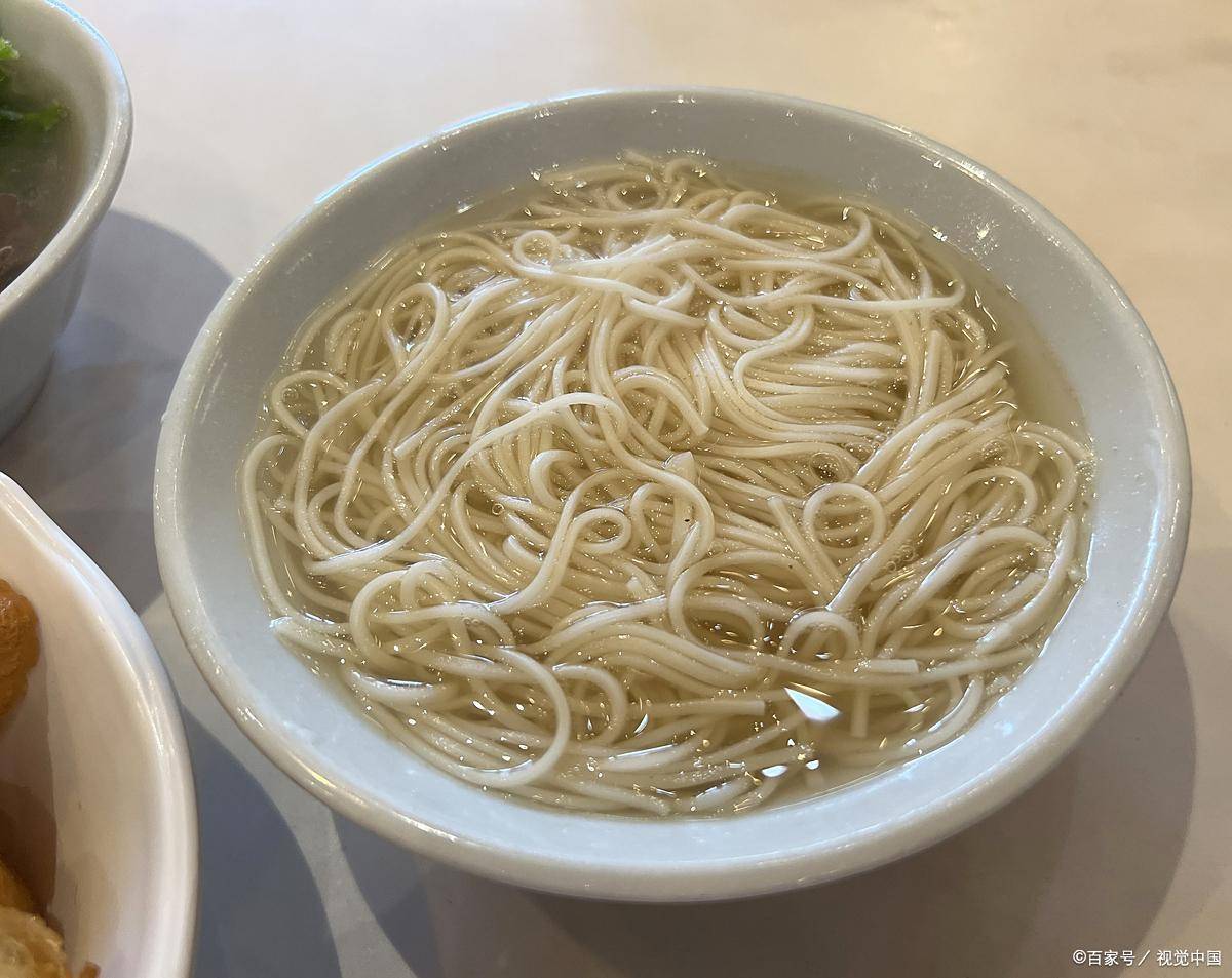 清汤面好吃有诀窍，汤鲜味美，3分钟搞定，总吃不腻_汤底_沸水_日本