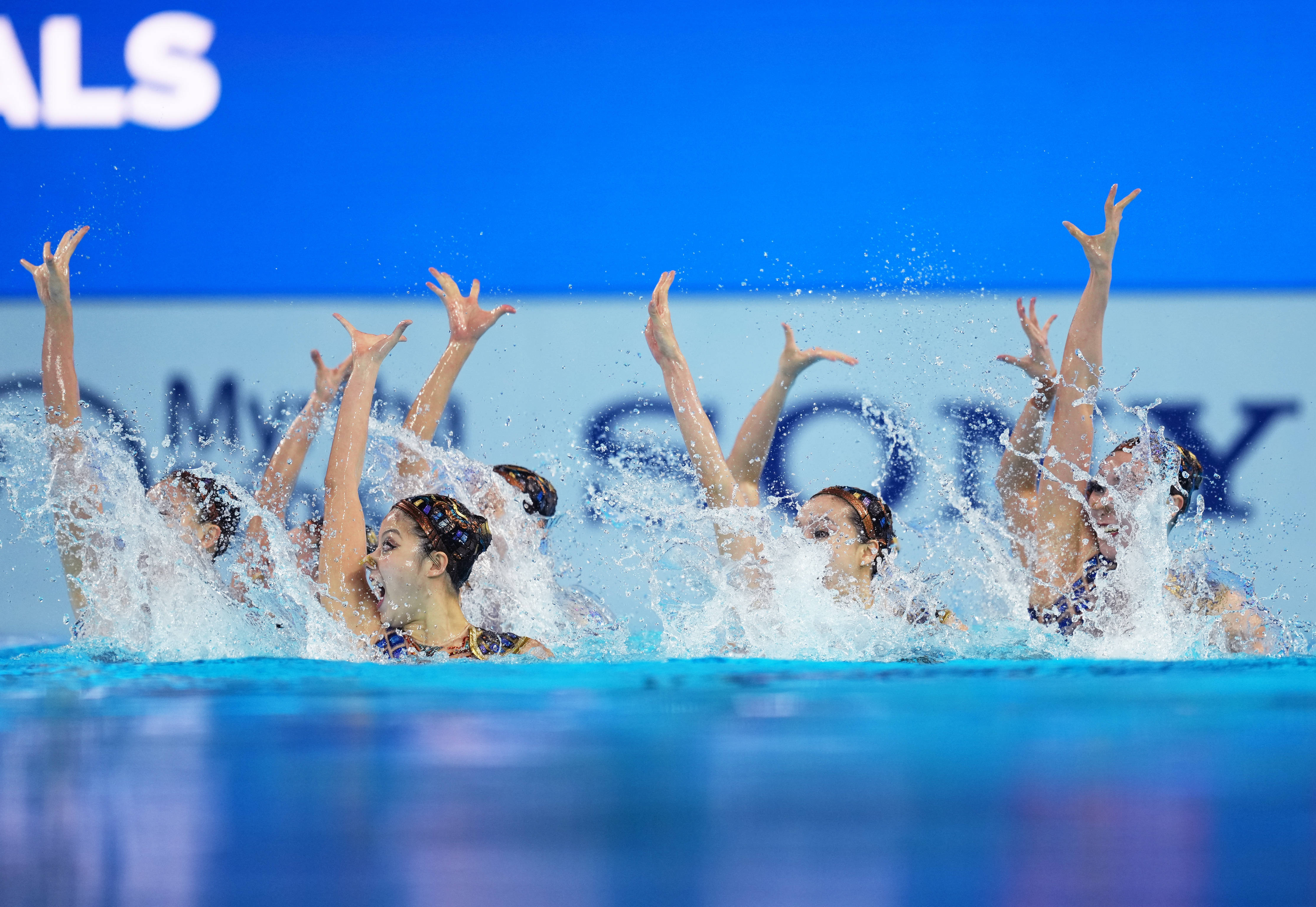 游泳世锦赛丨中国队获花样游泳集体技巧自选冠军