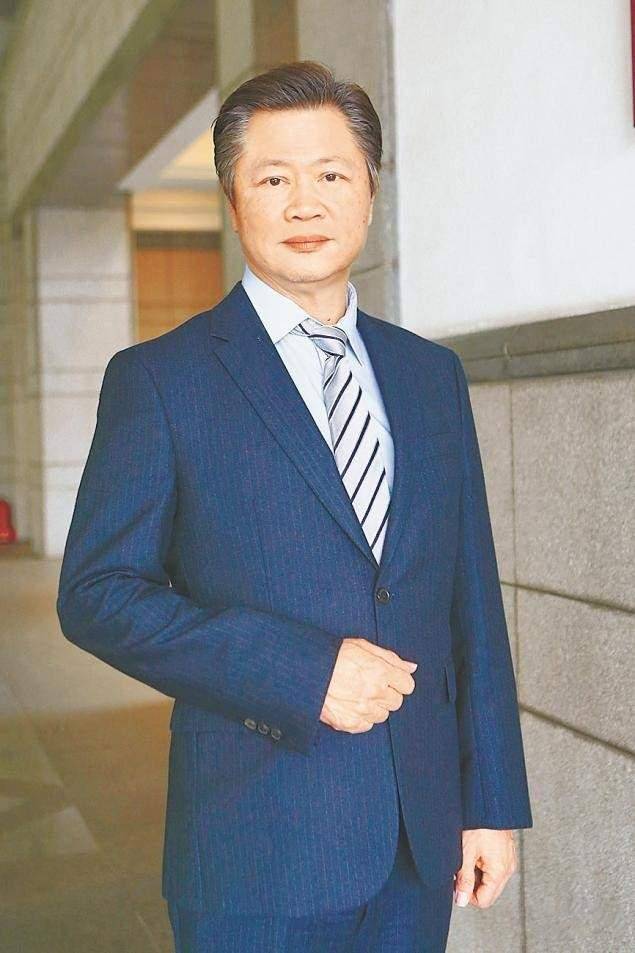 台湾知名政治评论员赖岳谦接受本报专访，“台独”才是台湾真正的“杂质”