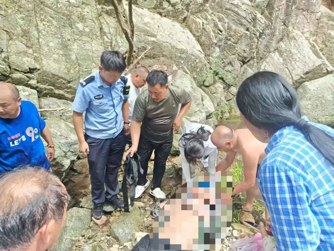 紧急救援！一男子深山失联