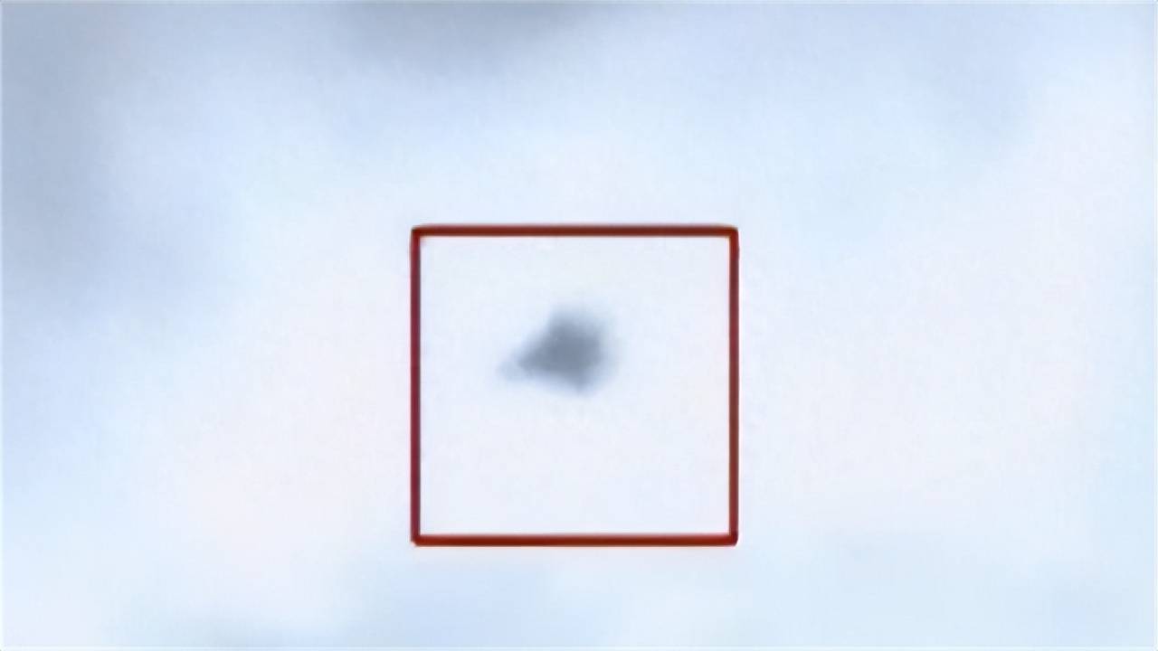 原创             技不如人？中美卫星拍对方航母，美国的一清二楚，为啥中国很模糊