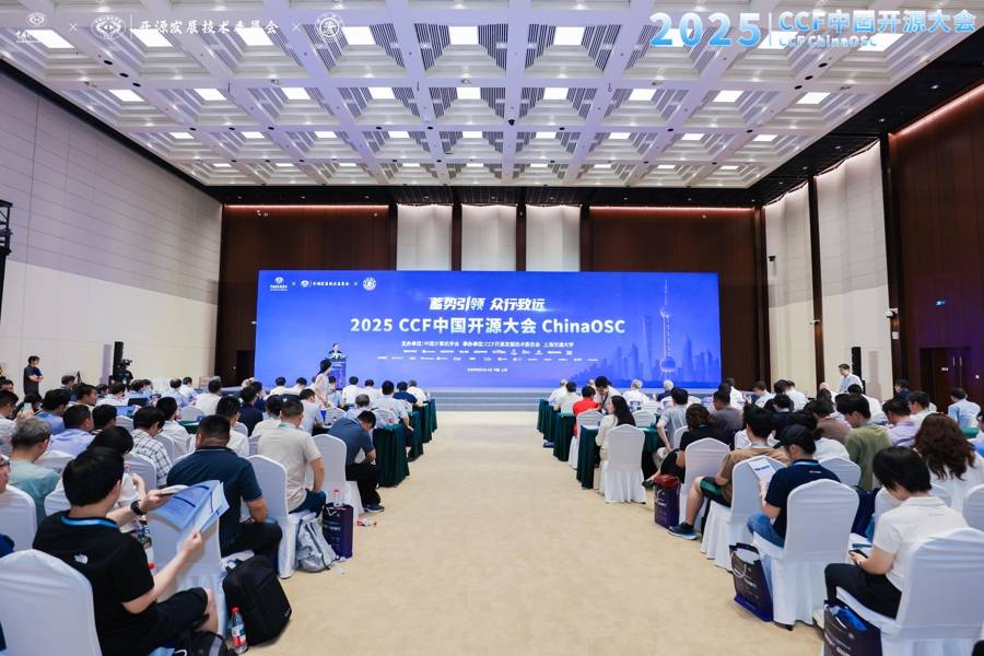 邀全球开发者共同“找茬”，AI时代，为何开源至关重要？