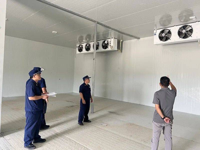 直击冷库检查现场：每一“度”都关乎安全！