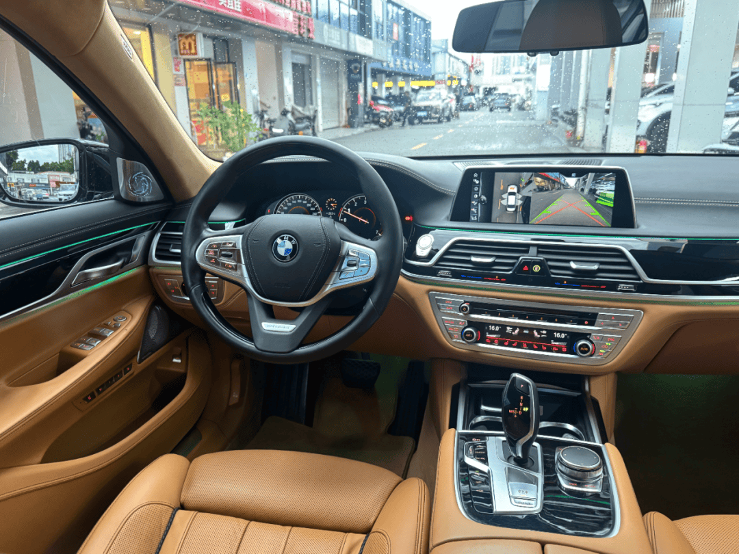 宝马7系 750li xdrive 个性化定制版 四座