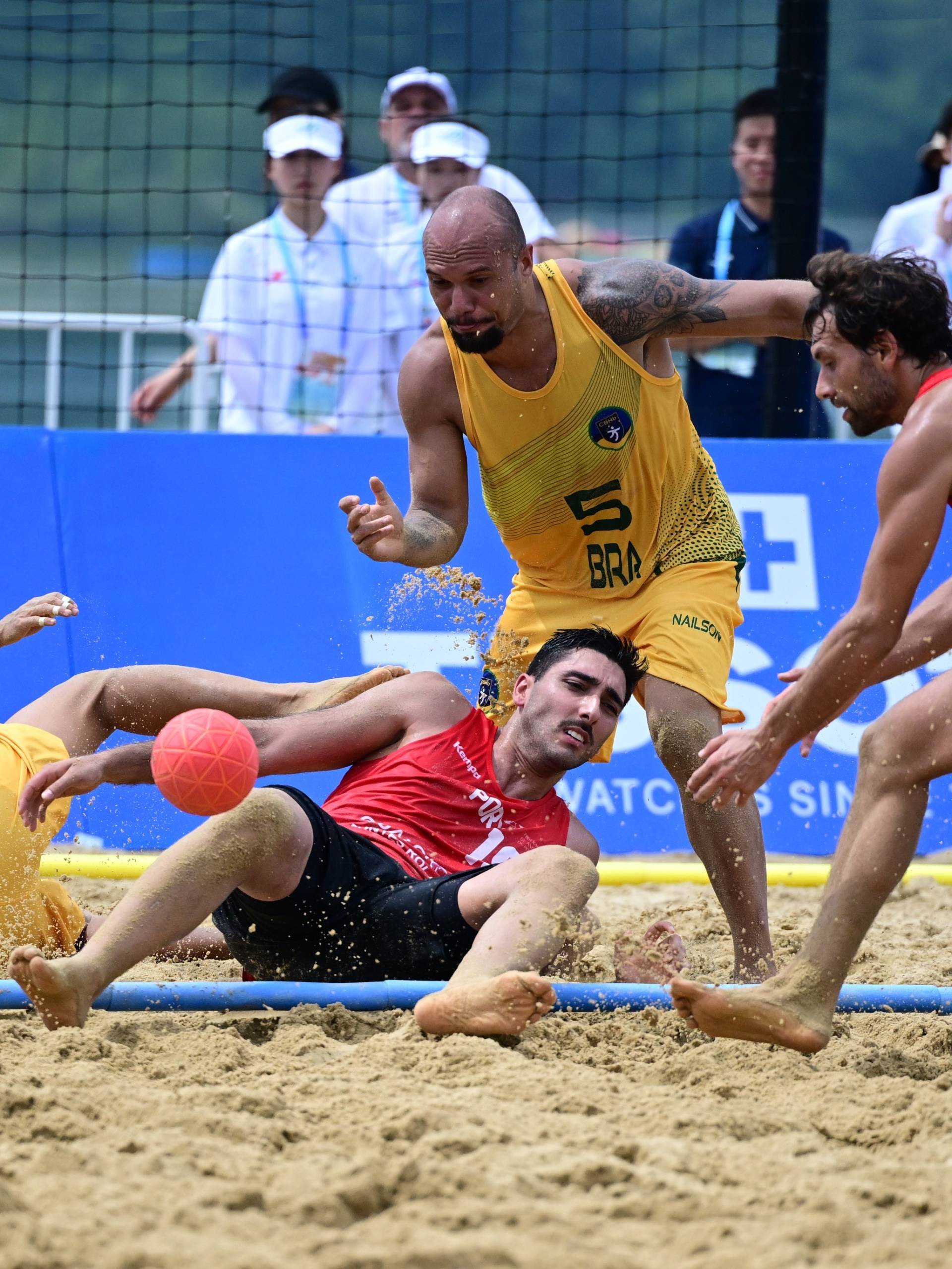 爱成都 看世运丨8月7日,成都世运会沙滩手球项目迎来首个比赛日