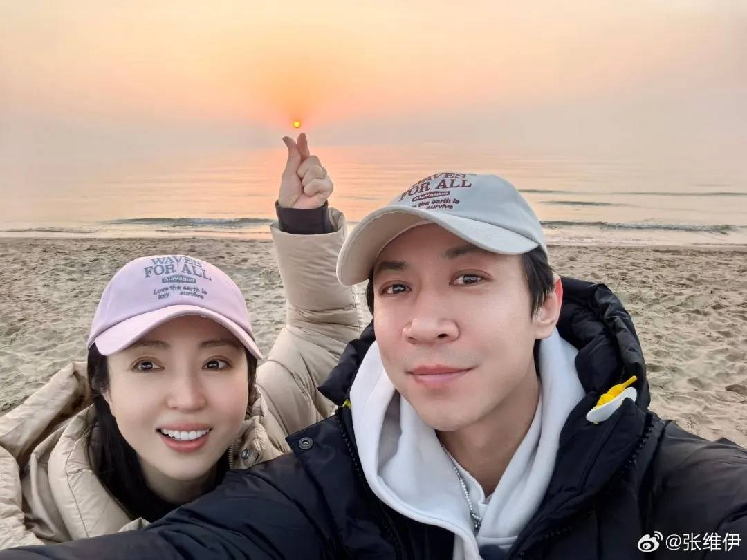 再婚后首晒合照，董璇称想为小9岁张维伊生二胎，母亲支持：尽量得生，要考虑别人感受