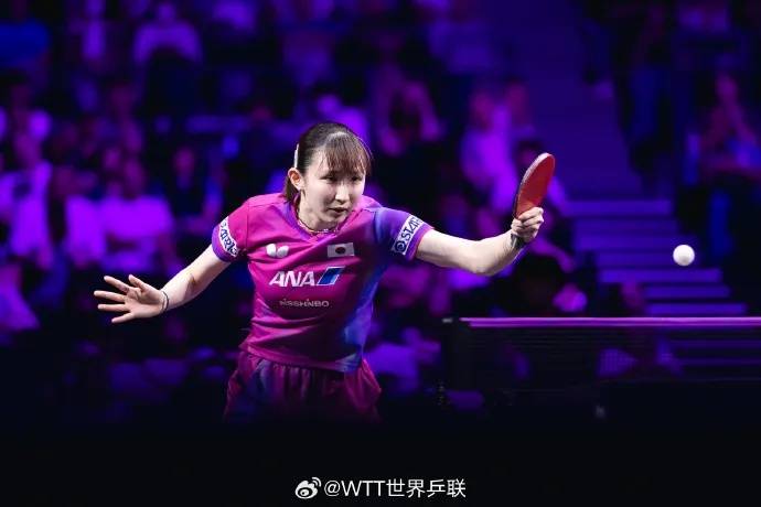 早田希娜带伤逆转取胜，张本美和落泪质疑其医疗暂停：她的教练进场治疗，可能给建议