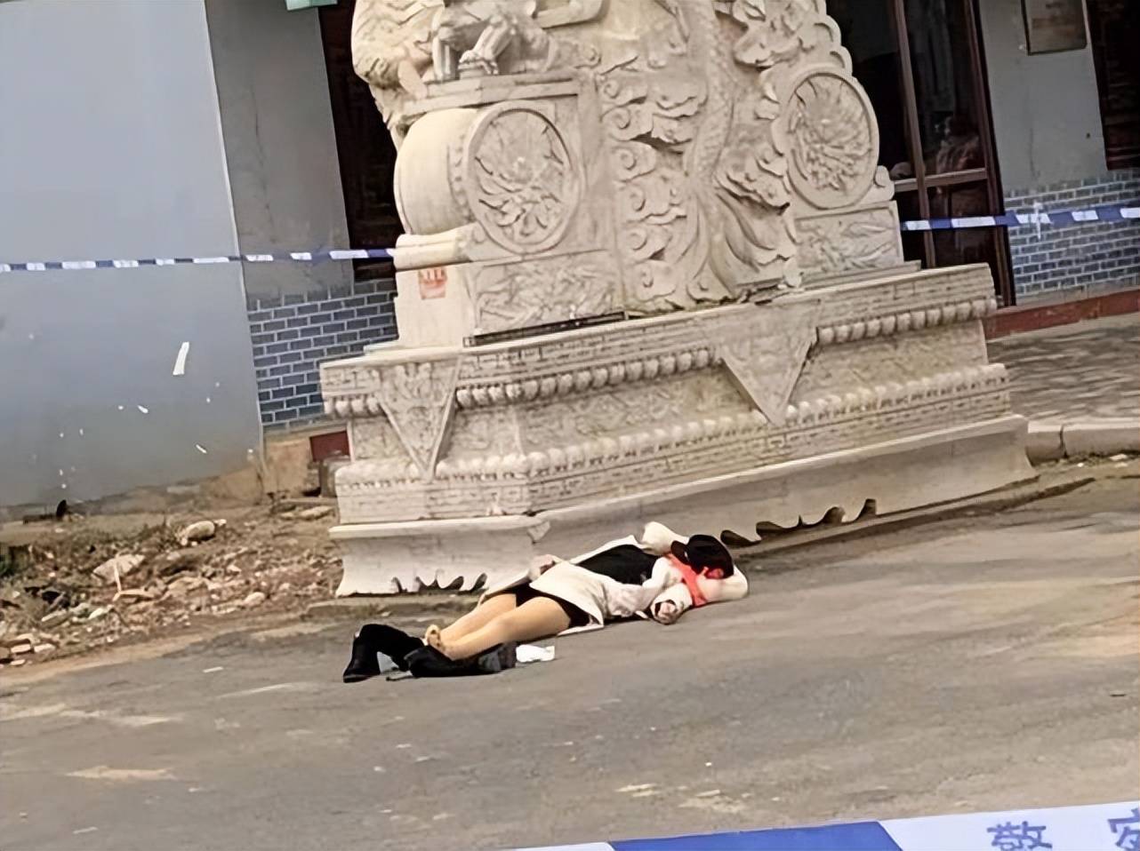 19岁女大学生被捅死后续知情人曝光全过程死状凄惨定罪太难