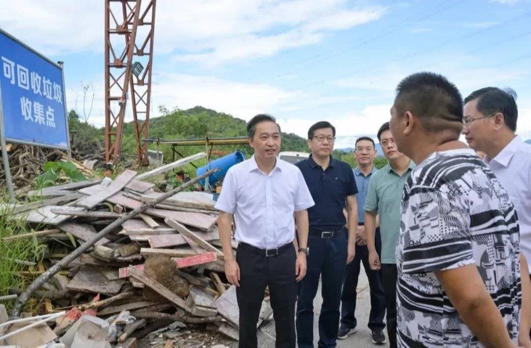 郴州市委书记吴巨培:坚决消除污染风险隐患