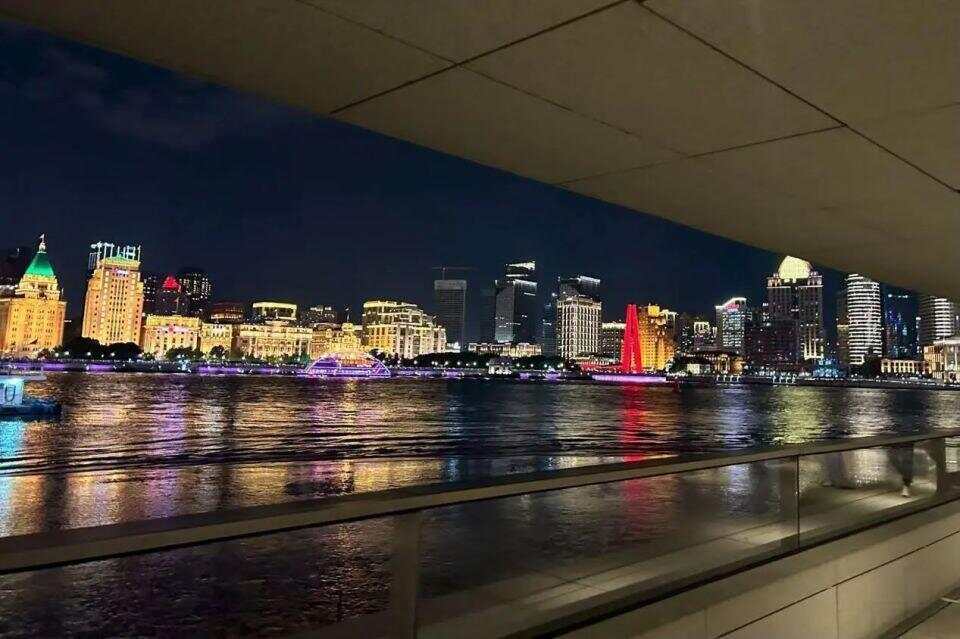 爸妈还没“解套”，孩子又“进去了”！“00后”勇闯牛市，赚钱就是股神！