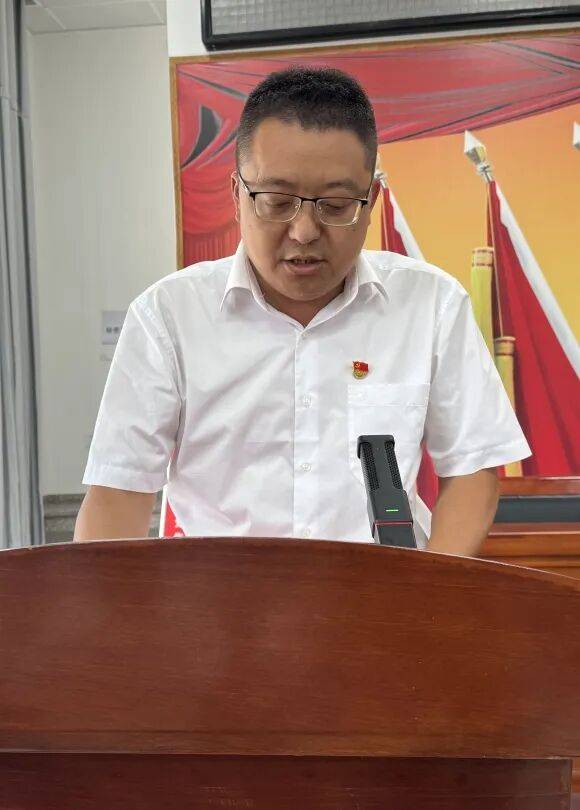 芒东镇召开庆祝第41个教师节大会