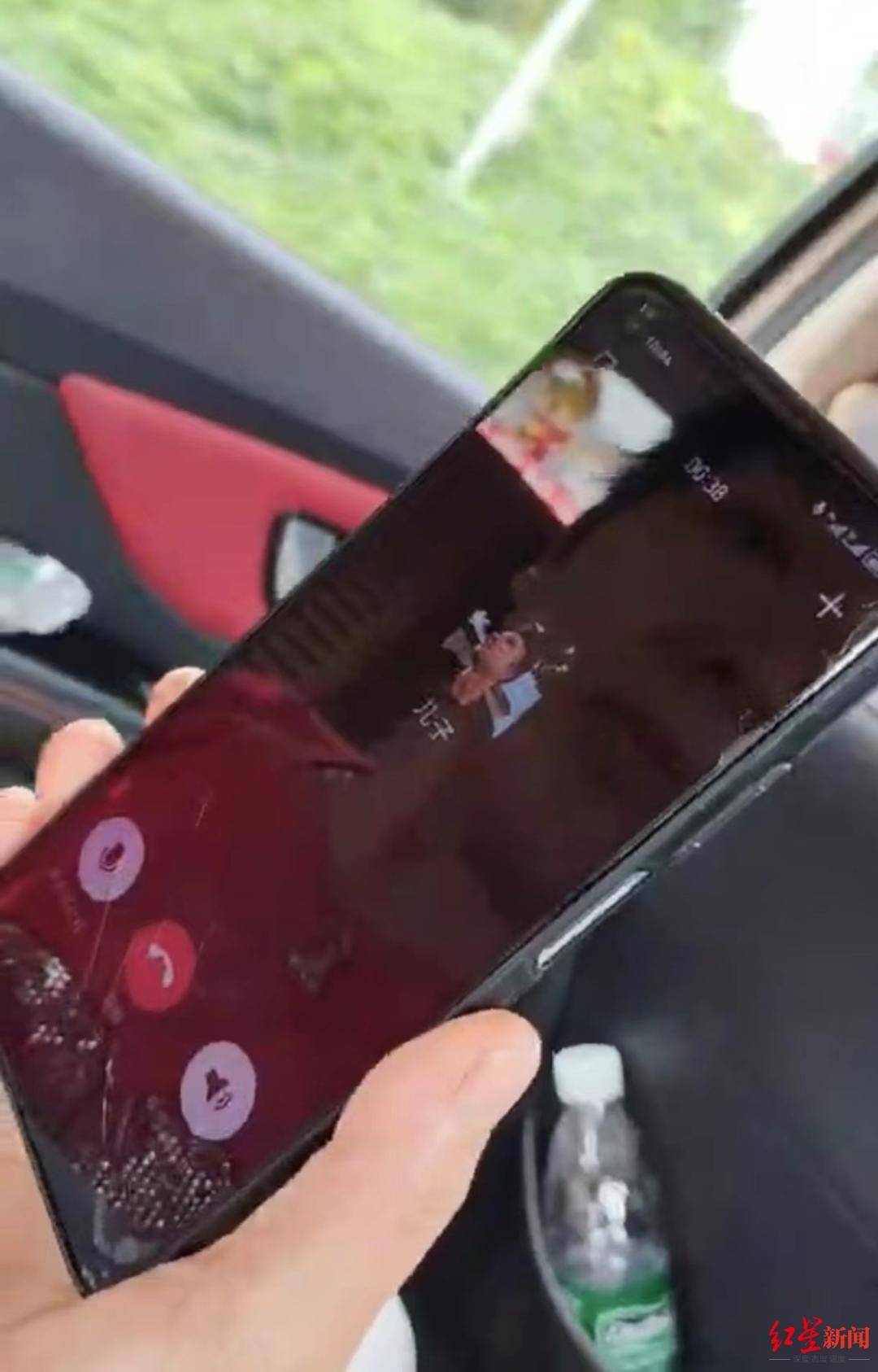 8人被骗“到柬埔寨务工”5人失联 有家属收到消息让准备25万“赎金”,案件正在侦办中 8人被骗“到柬埔寨务工”5人失联 有家属收到消息让准备25万“赎金”,案件正在侦办中