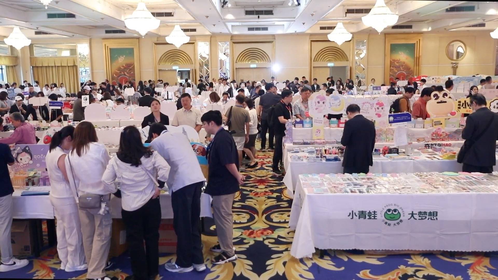新华视点｜国货经济双看点：文具“出海”拓市场，月饼“新老相融”旺产销