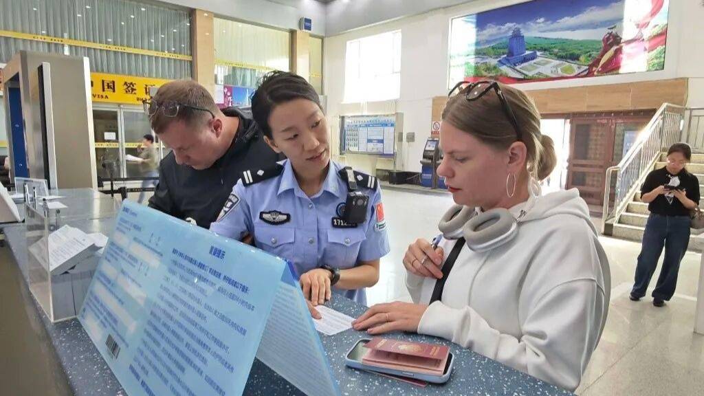 图片[3]-试行免签政策 更多俄罗斯游客走进延边 -华闻时空