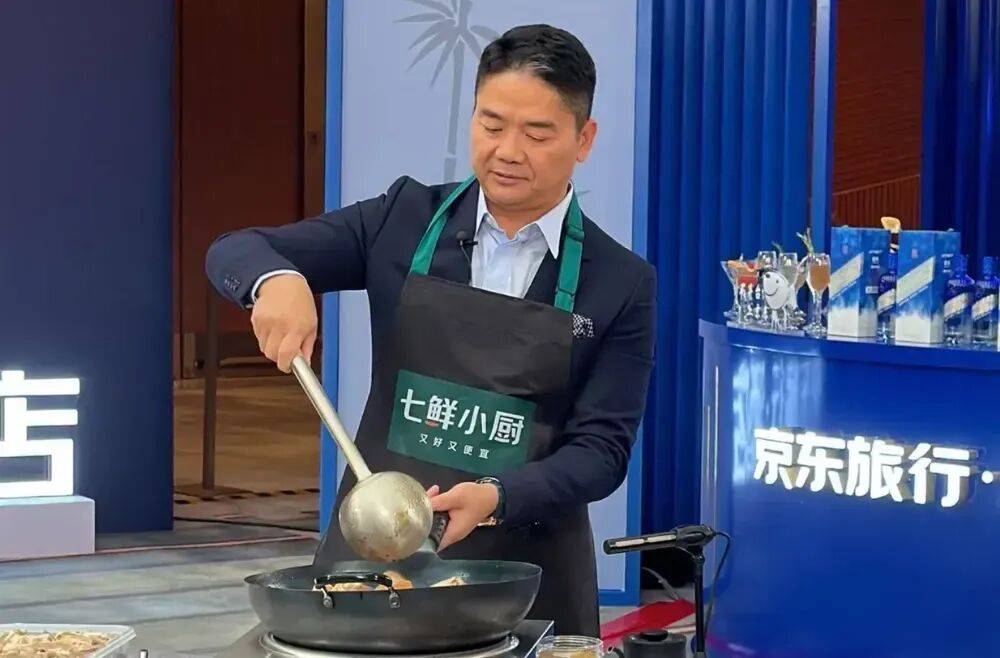 马云、刘强东高调回归，他们都把目光瞄准了……