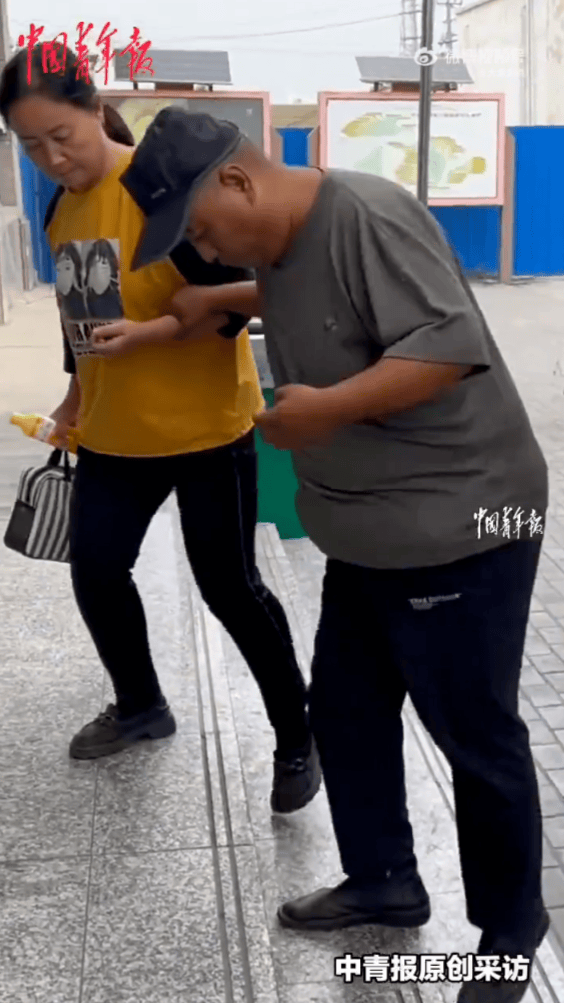 妻子带着偏瘫丈夫在新疆跑半挂：能看见彼此，心里就是踏实的