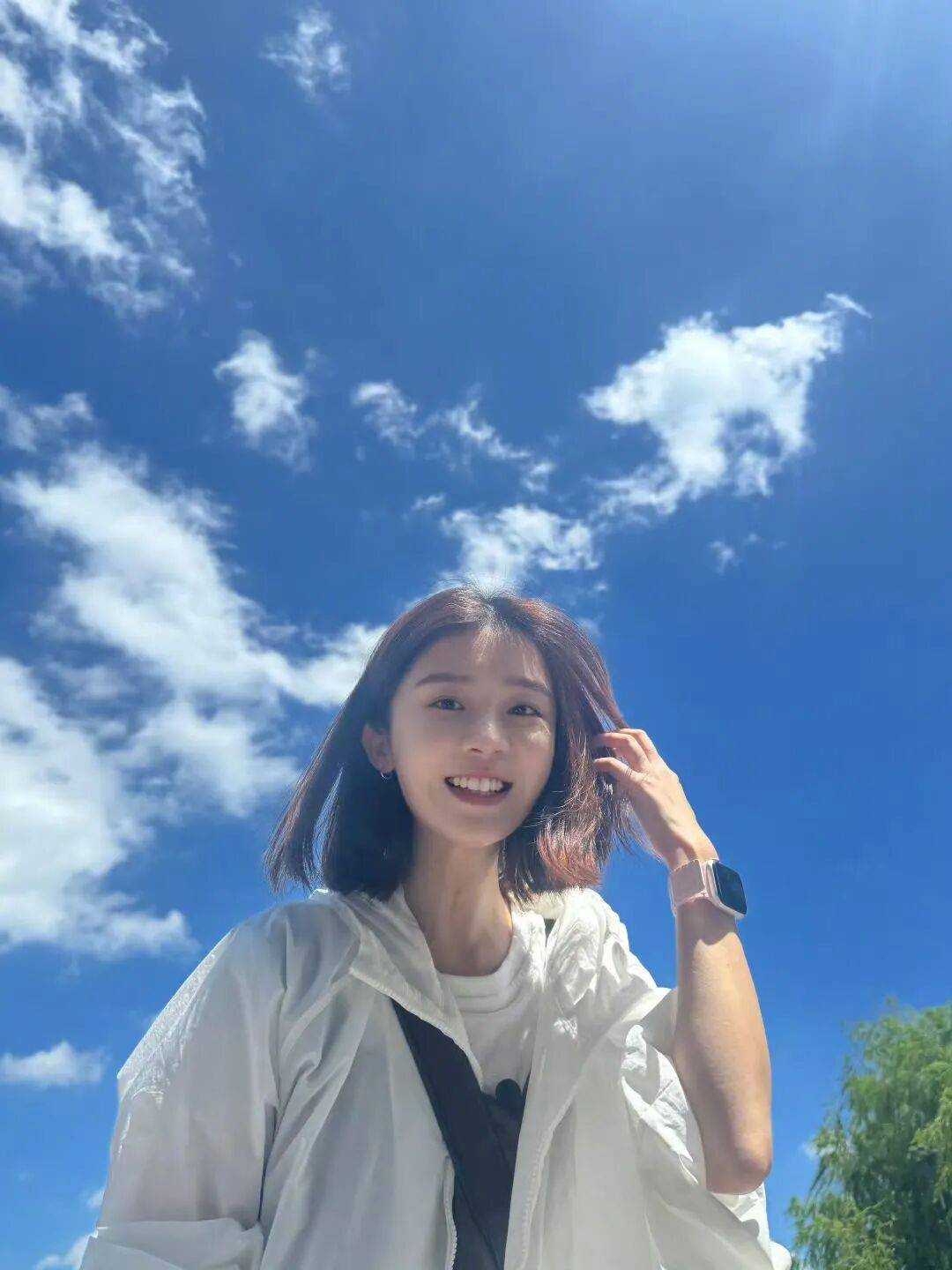 女星发律师声明：否认与于朦胧坠亡事件相关