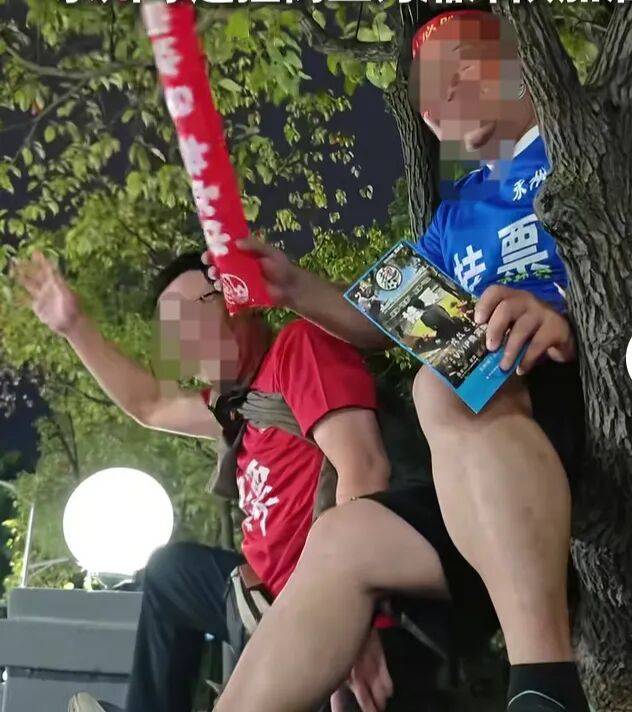 叫扬叔 - 全网最会整活的苏超球迷  足球圈热梗收割机“湘超”永州比赛有挂票出售？永州市体育局回应