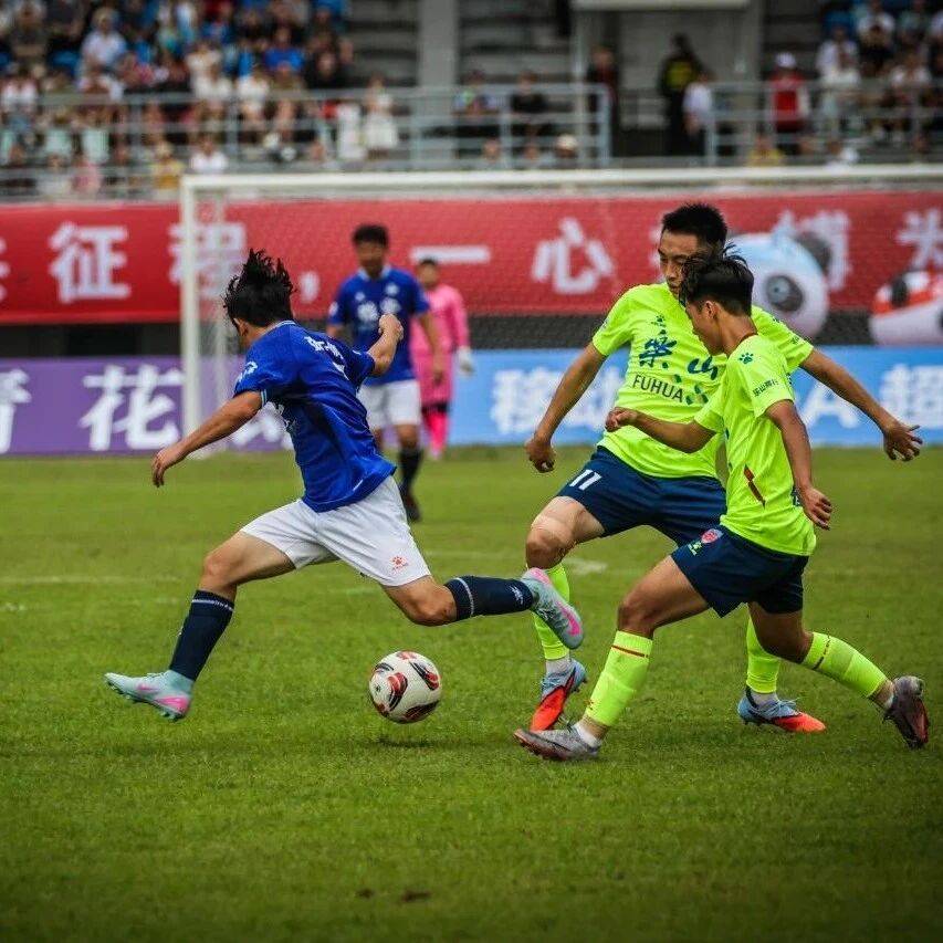 “川超”雅安VS乐山：文明含量拉满_比赛_球迷_球员