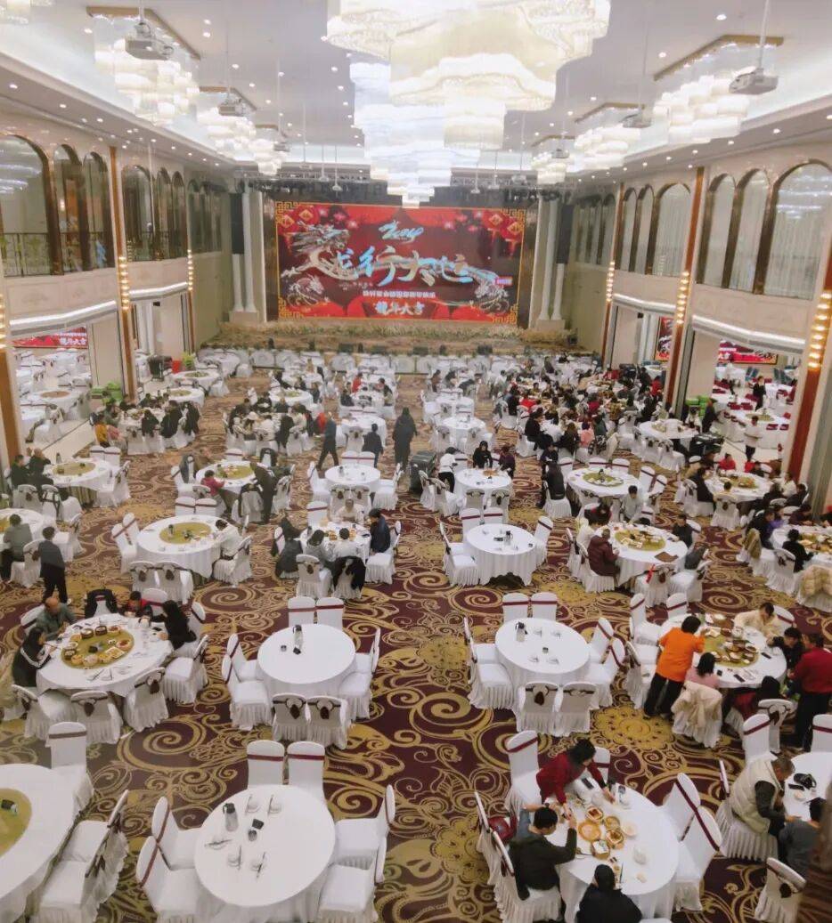 中国大酒楼倒闭5万家，但这“时代眼泪”没人怀念