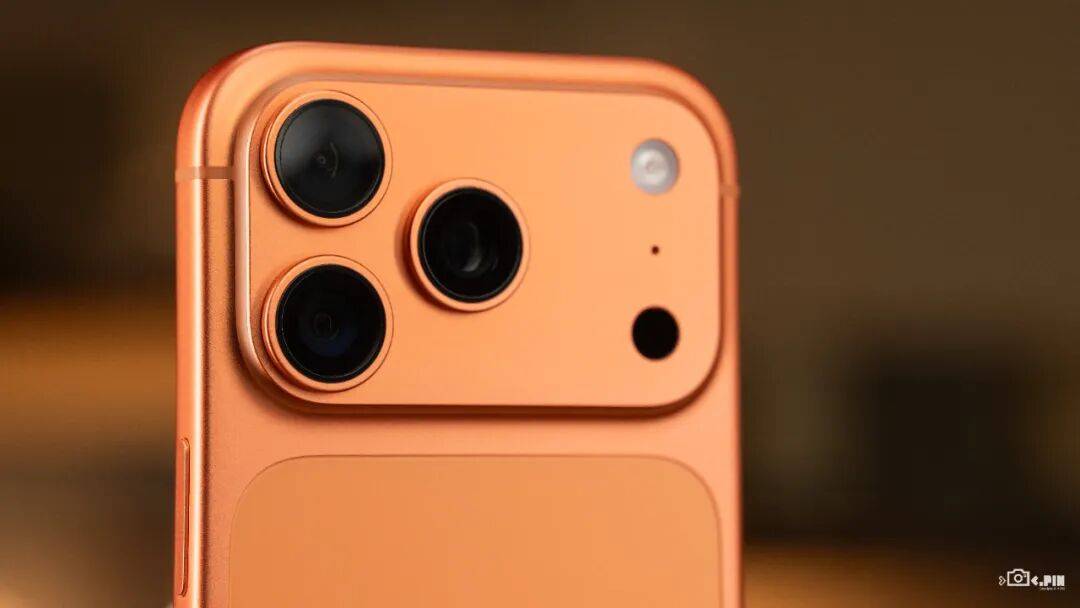 全面测完iPhone 17系列，苹果真让我觉得有点陌生。。。