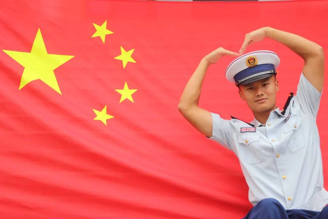 国旗_敬礼_全体