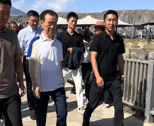 首富王健林，怎么混成这样了？