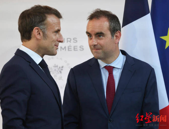 危机中的马克龙：将在48小时内任命新总理，“闪辞”总理：现在并非更换总统的时机