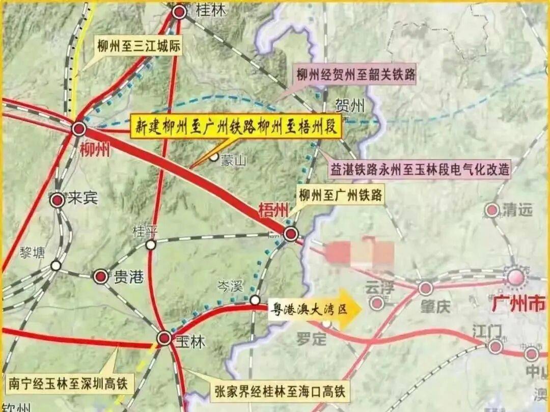 梧州火车站改造和站台扩建工程火热进行中,为明年2026年柳梧铁路全线
