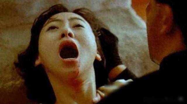 她出身清华大学,因拍三级片与父母决裂,如今再不让女儿进娱乐圈