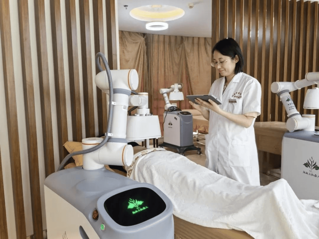 江西:热敏灸机器人上市