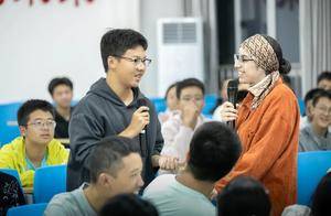 跨越国界的对话_互动_郑娟_李锋