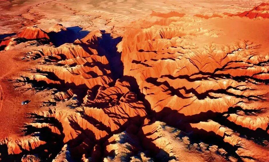内蒙古不远｜距京仅350公里，便可赴一场秋日的草原火山星空之约