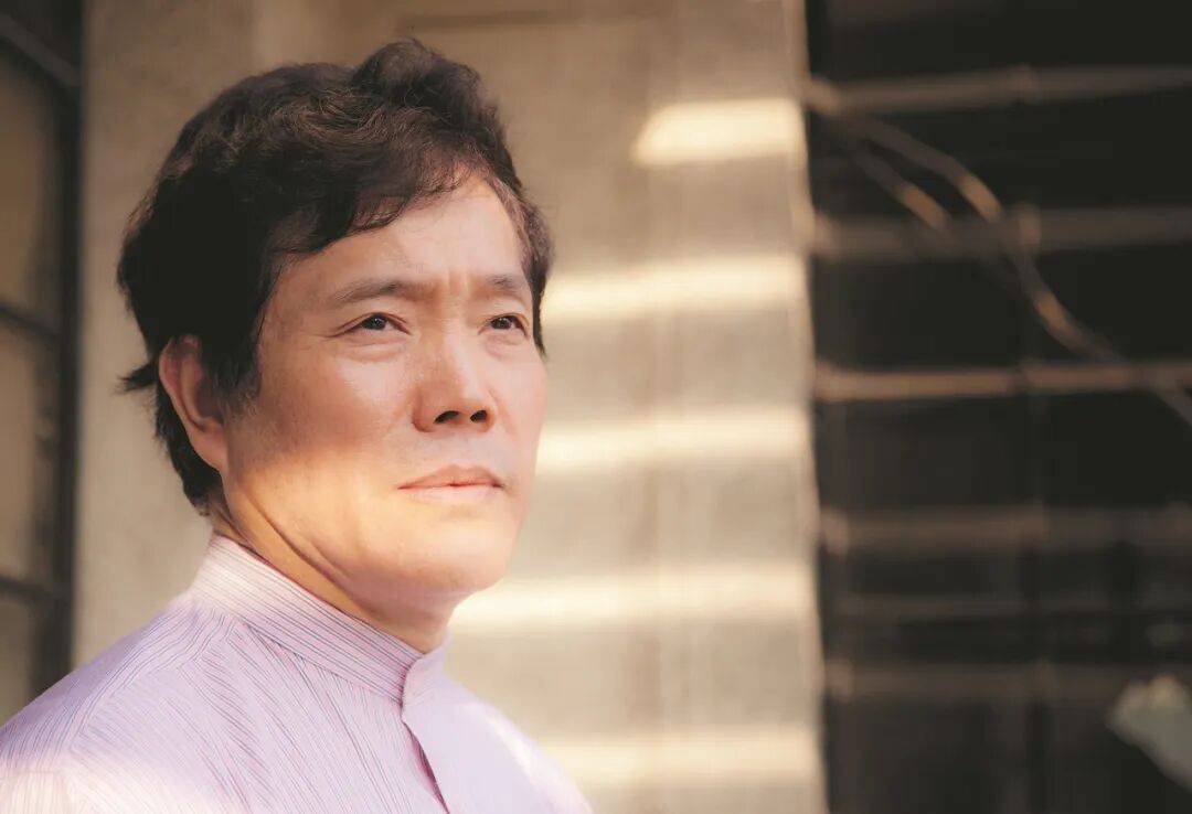 访第十二届全国优秀儿童文学奖获奖作家赵丽宏:"写《月光蟋蟀》,让我
