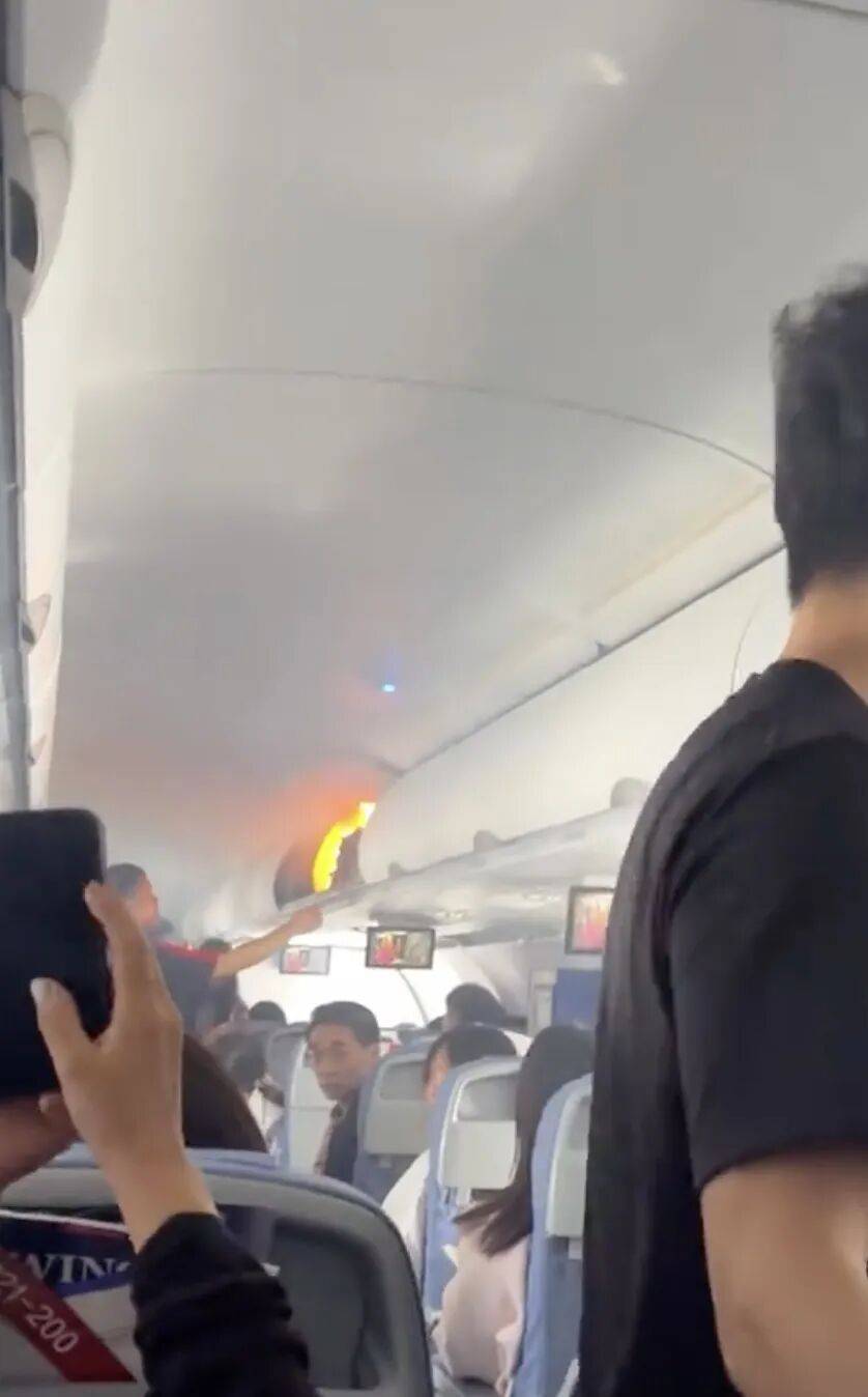 航班飞行途中突然起火紧急备降，国航回应→