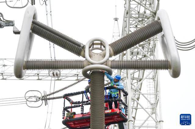 世界电压等级最高换流站迎来年度检修 世界电压等级最高换流站迎来年度检修