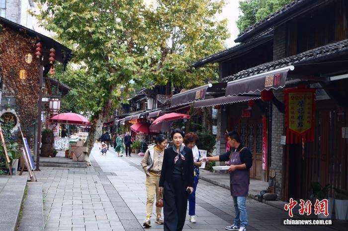 浙江丽水古堰画乡：艺术赋能乡村 生态旅游引客来