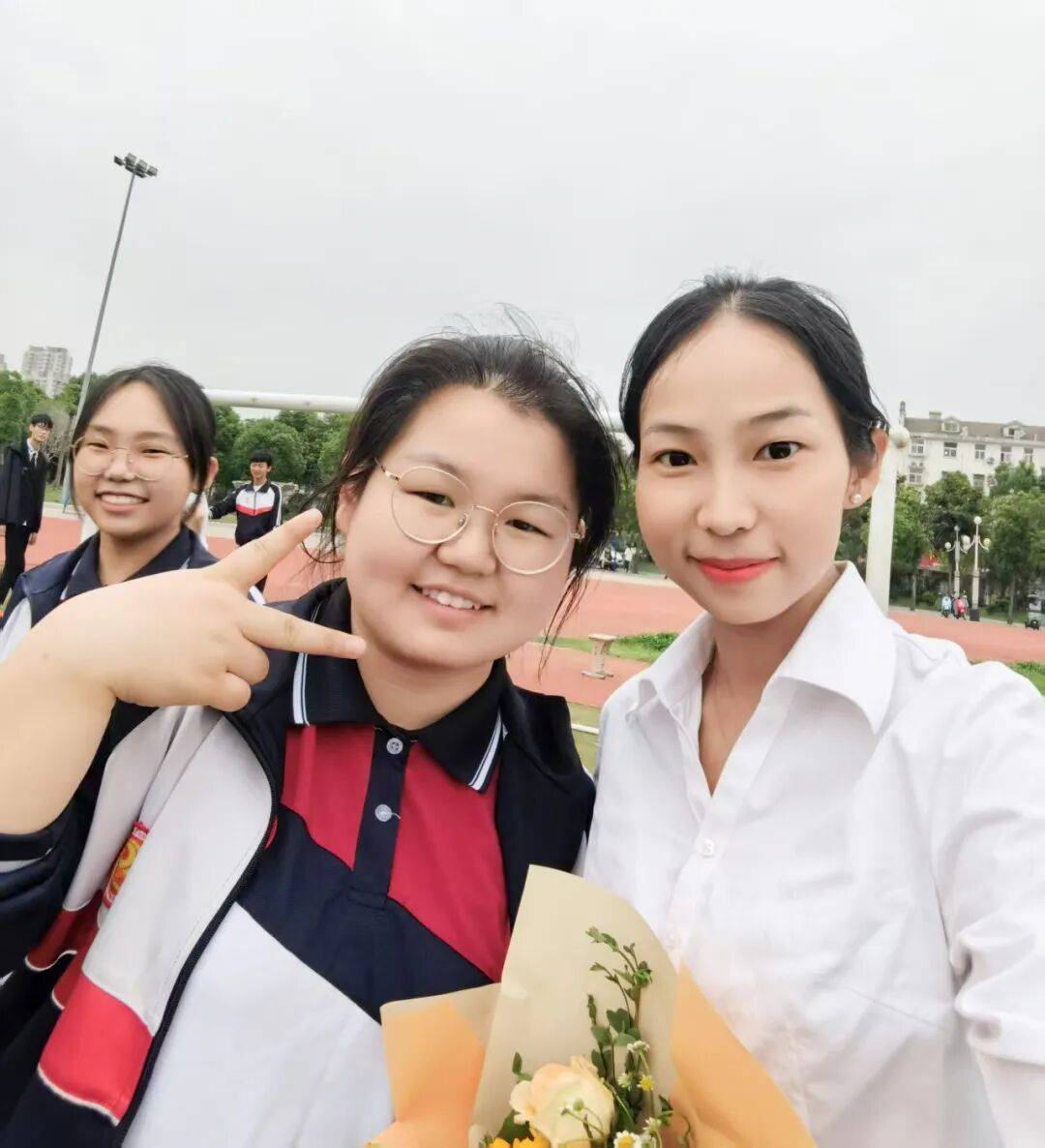 史韵如光照春秋 师韵流芳育桃李