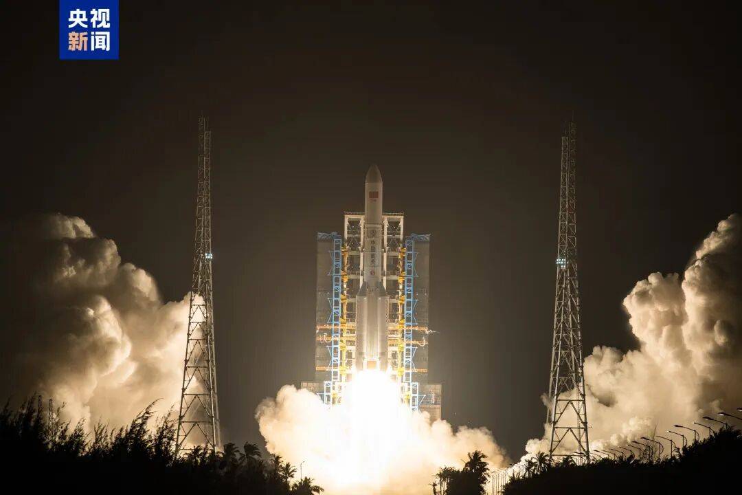 我国在文昌成功发射通信技术试验卫星二十号