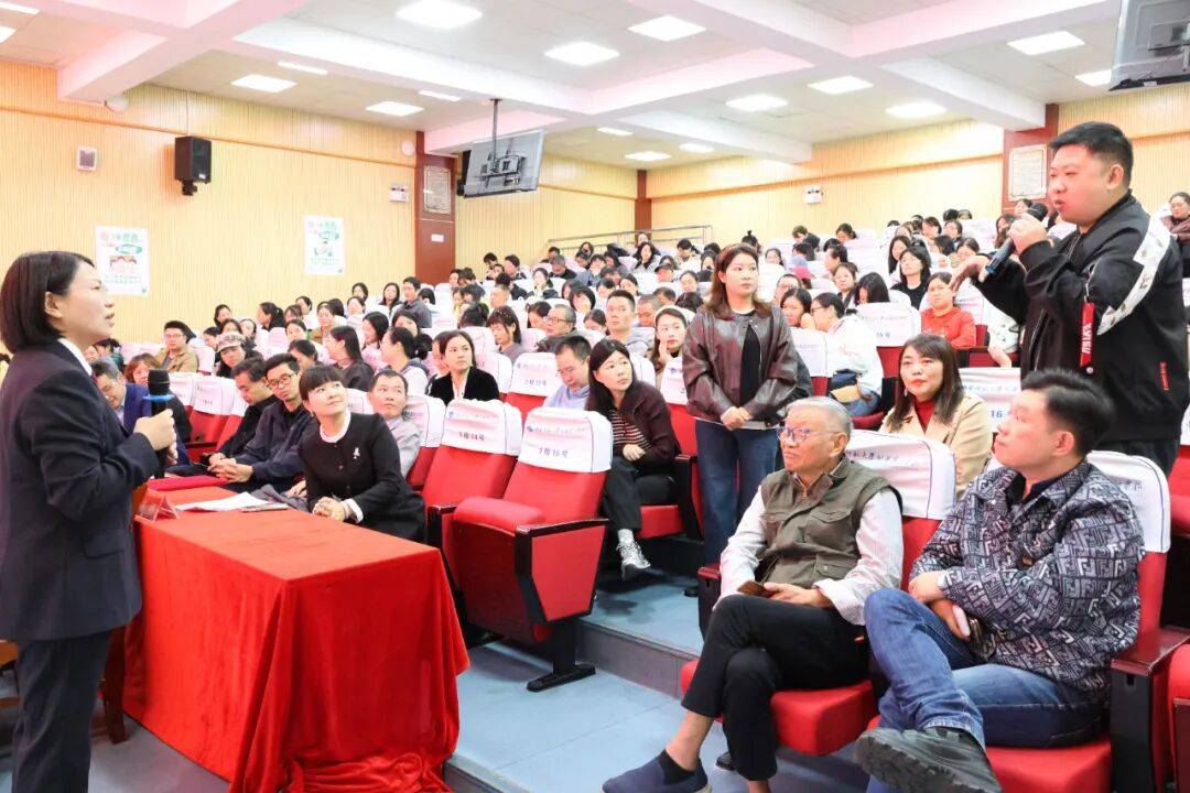 湖南省检察院未成年人检察部开展家校普法活动