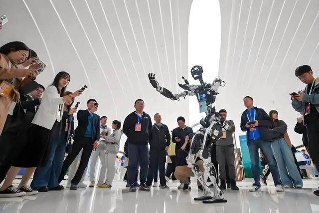 原创             猛增2000%！美国“无法接受”，这家中国神秘企业实在太“狂”了