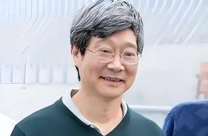 杨振宁葬礼大儿子意外缺席?花圈无署名惹人议,曾与爱因斯坦合照_杨光诺_遗像_父亲