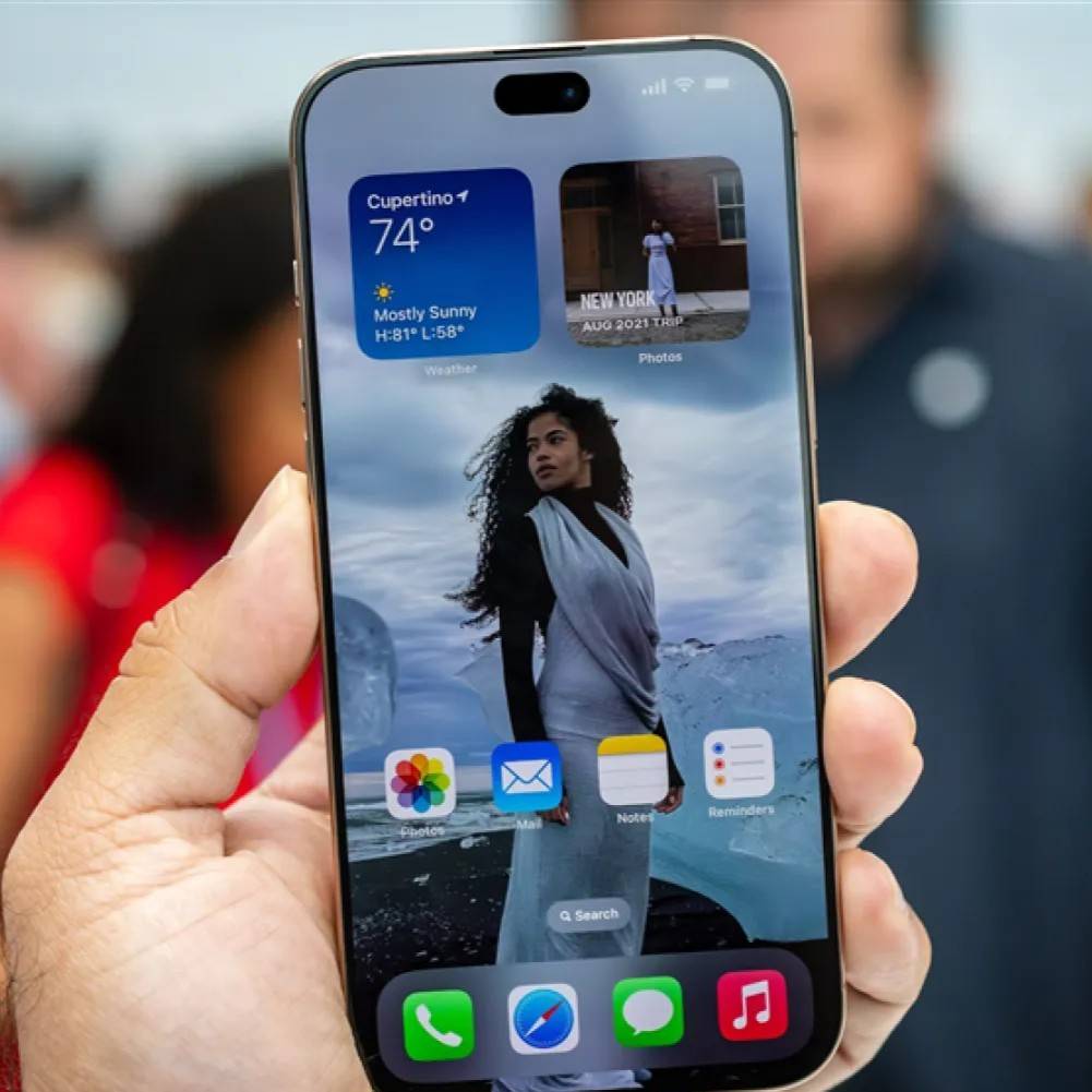 iPhone18 Pro要变天!灵动岛缩小、升级透明后盖,到底香不香?