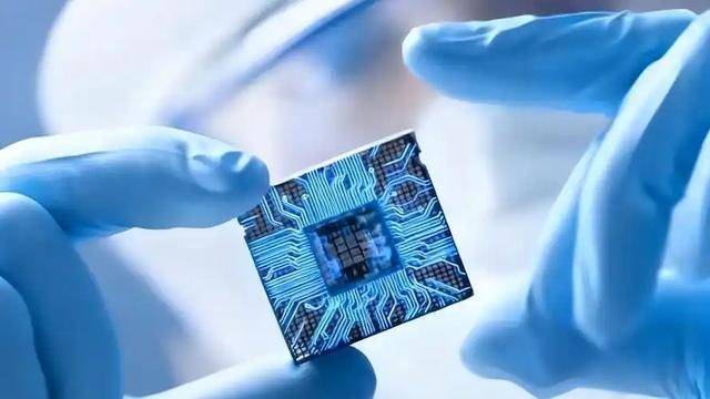 原创 15小时亏损百亿,订单暴跌9%!跨境电商为何集体倒戈中国平台?