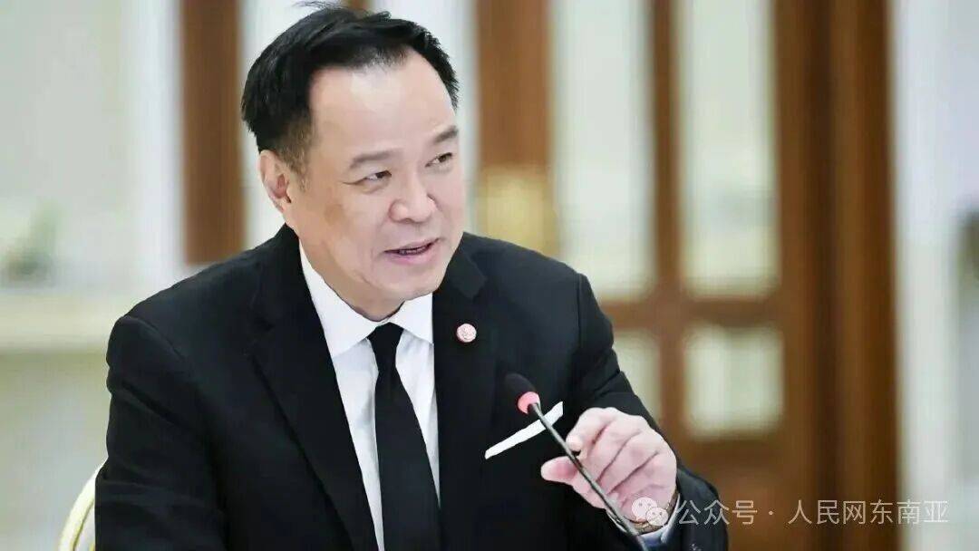 泰国总理阿努廷随国王访华期间接到特朗普来电