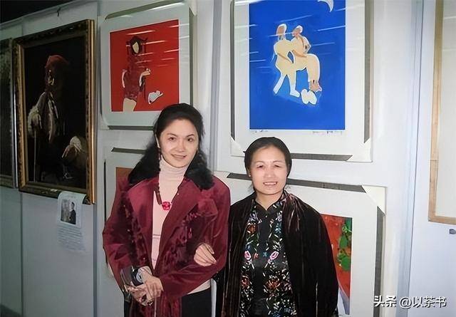 她80年代火遍全国，风光嫁给军委副主席儿子，离婚后却靠卖画谋生