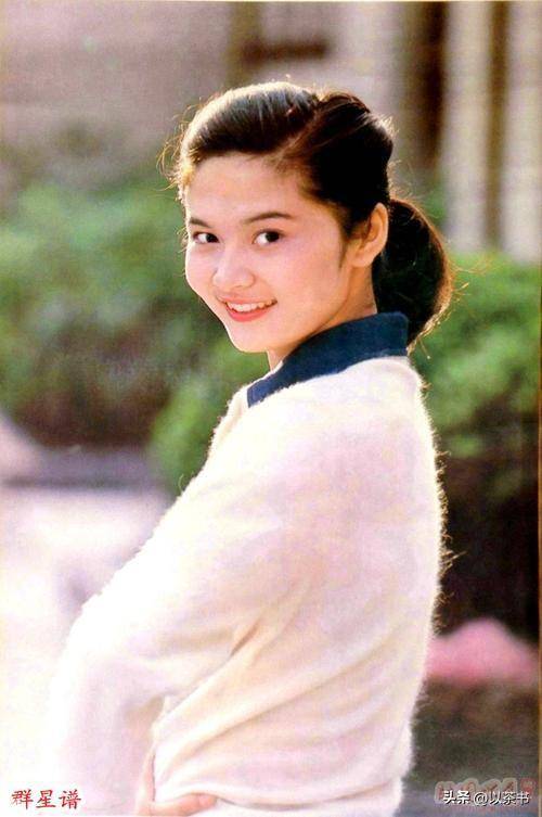 她80年代火遍全国，风光嫁给军委副主席儿子，离婚后却靠卖画谋生