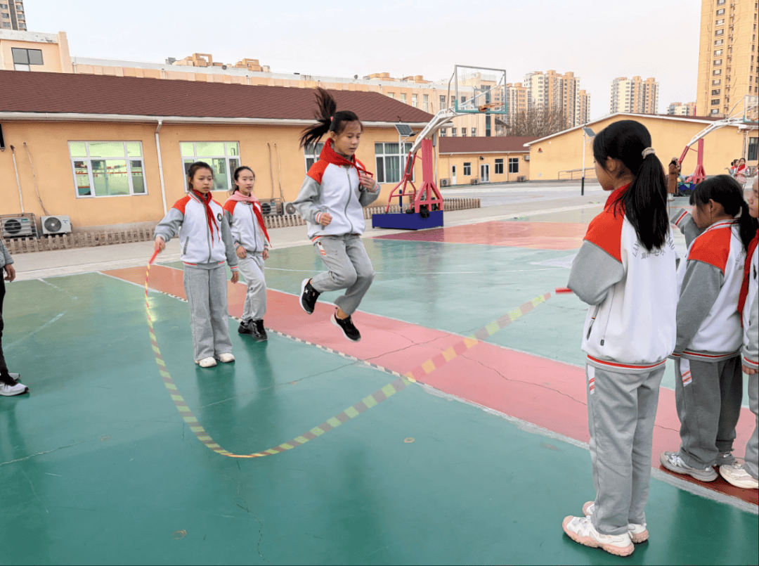 中国·必威校园多样体育活动 赋能学生健康成长