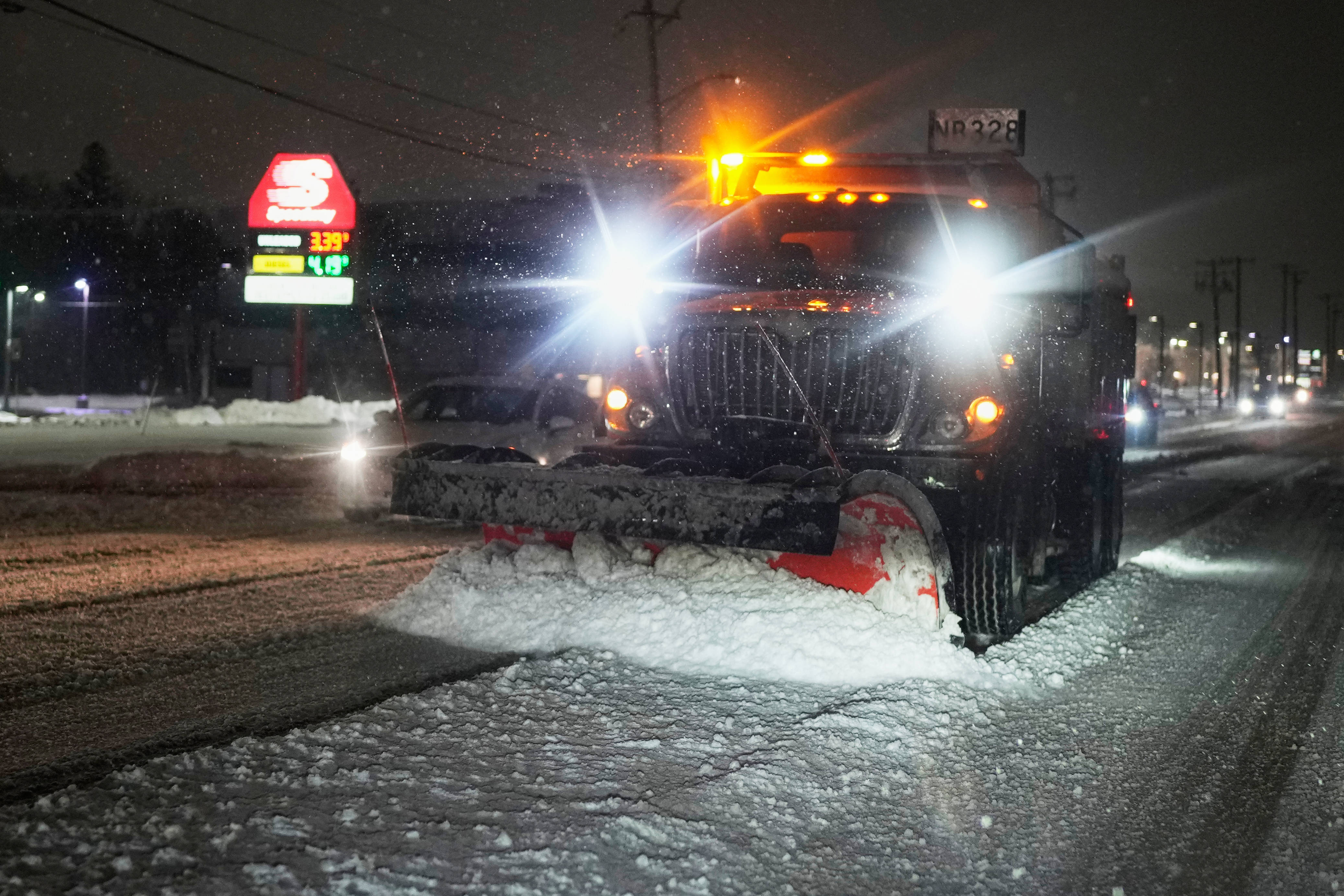 美国多地遭遇降雪