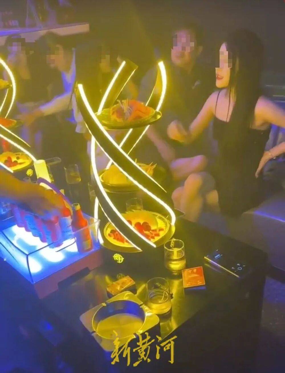 浙江一国企高管被举报接受高档宴请、有偿陪侍，举报人发声：接待费用共计50多万元